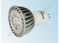 Светодиодная лампа MR16 3x1Вт 110-240В